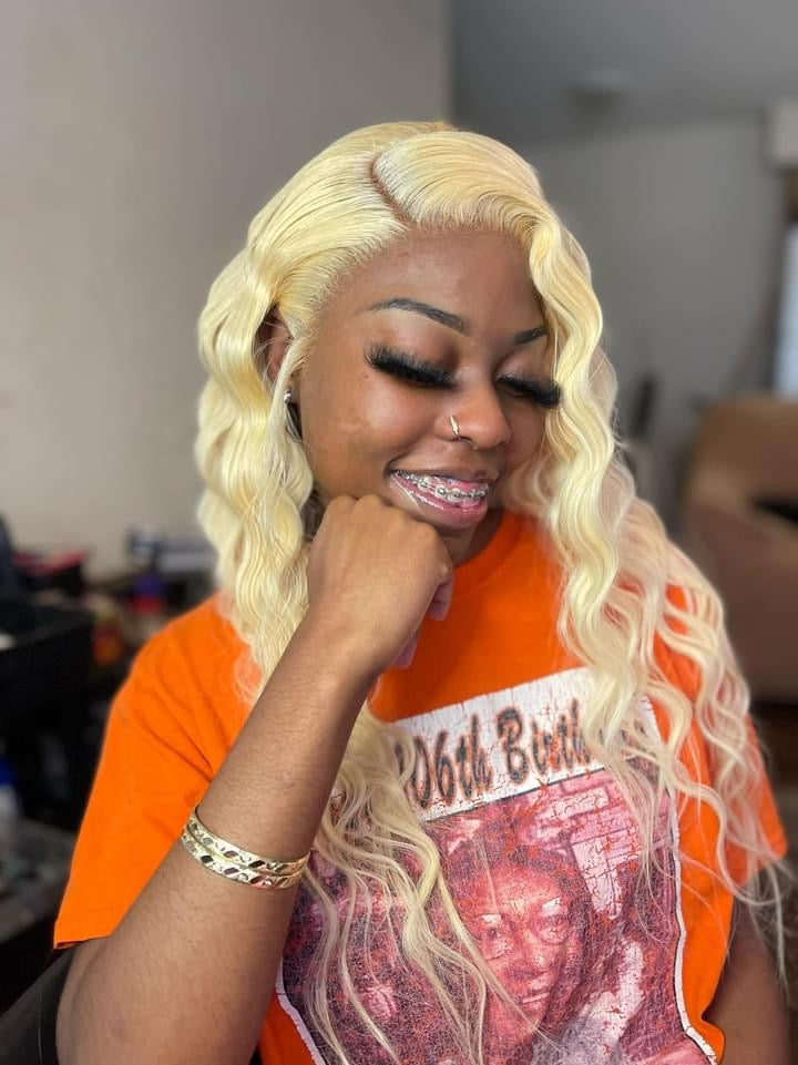 Straight Blonde Frontal Wigs | FlashyBeautyPalace